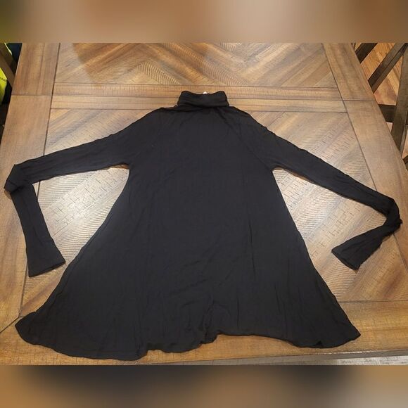 Dolls Kill x Daydream Nation Black flowy top"Support Your Local Girl Gang" Small - Picture 5 of 5